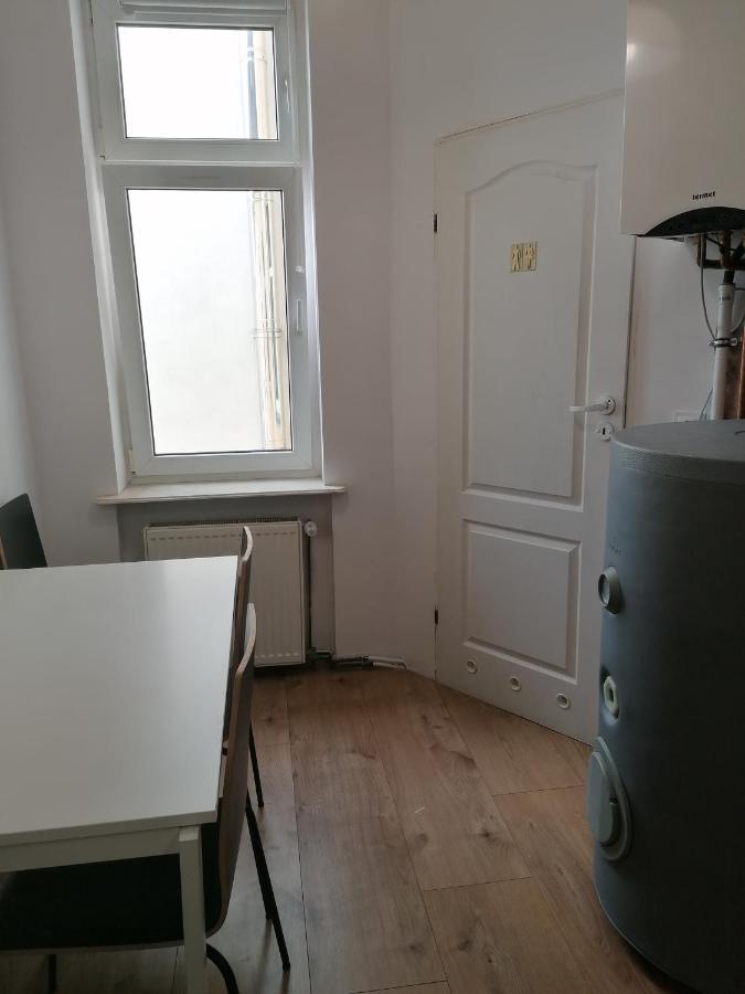 Hostel Tulip - Pokoj 5 Ze Wspolna Lazienka I Kuchnia Stettin Eksteriør billede