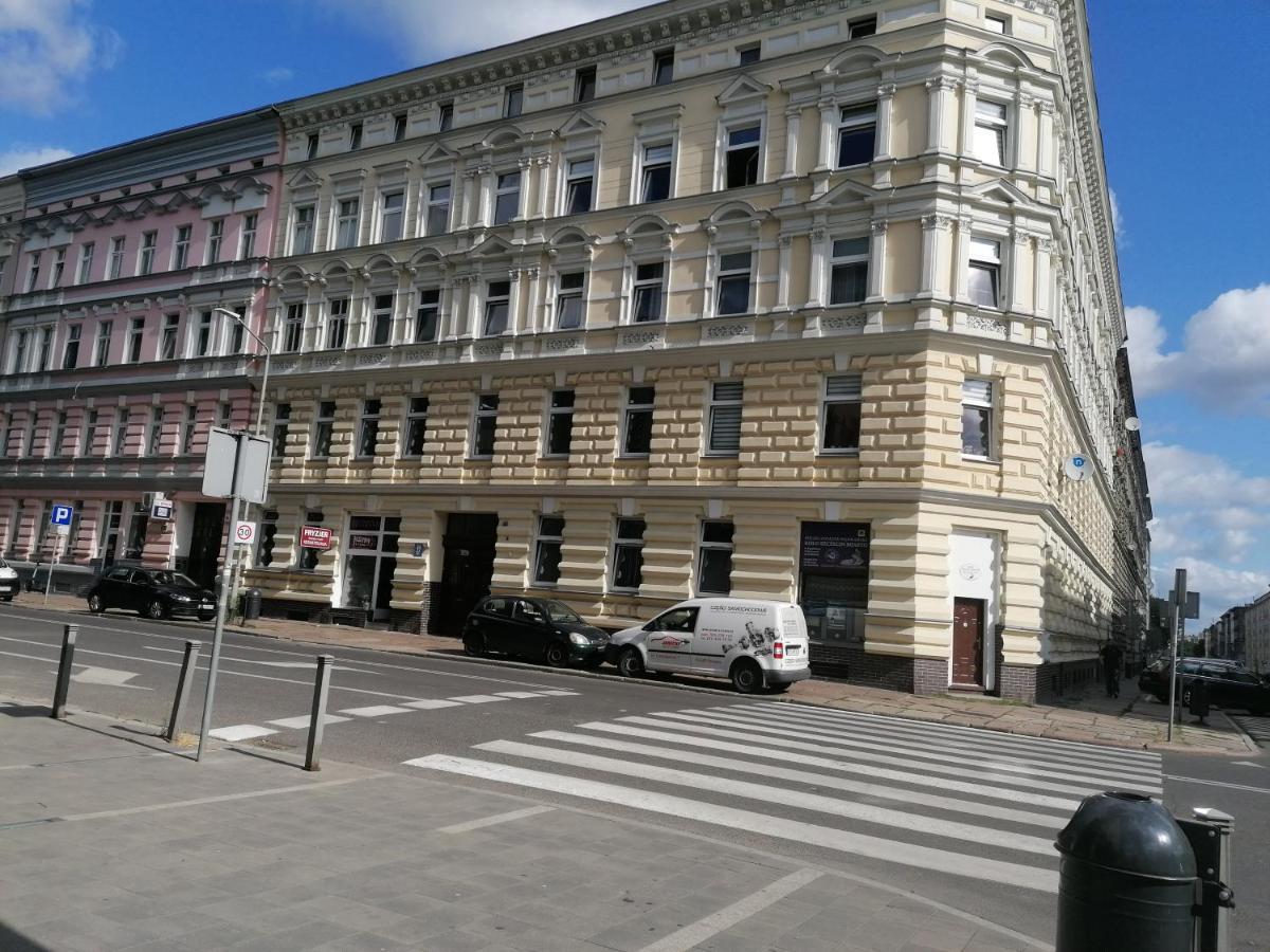 Hostel Tulip - Pokoj 5 Ze Wspolna Lazienka I Kuchnia Stettin Eksteriør billede