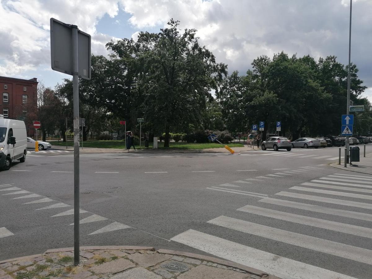 Hostel Tulip - Pokoj 5 Ze Wspolna Lazienka I Kuchnia Stettin Eksteriør billede
